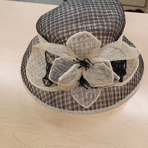 BELTS Buy 1 GET 1 for $1 items priced $22 … - Picture 16 of 16